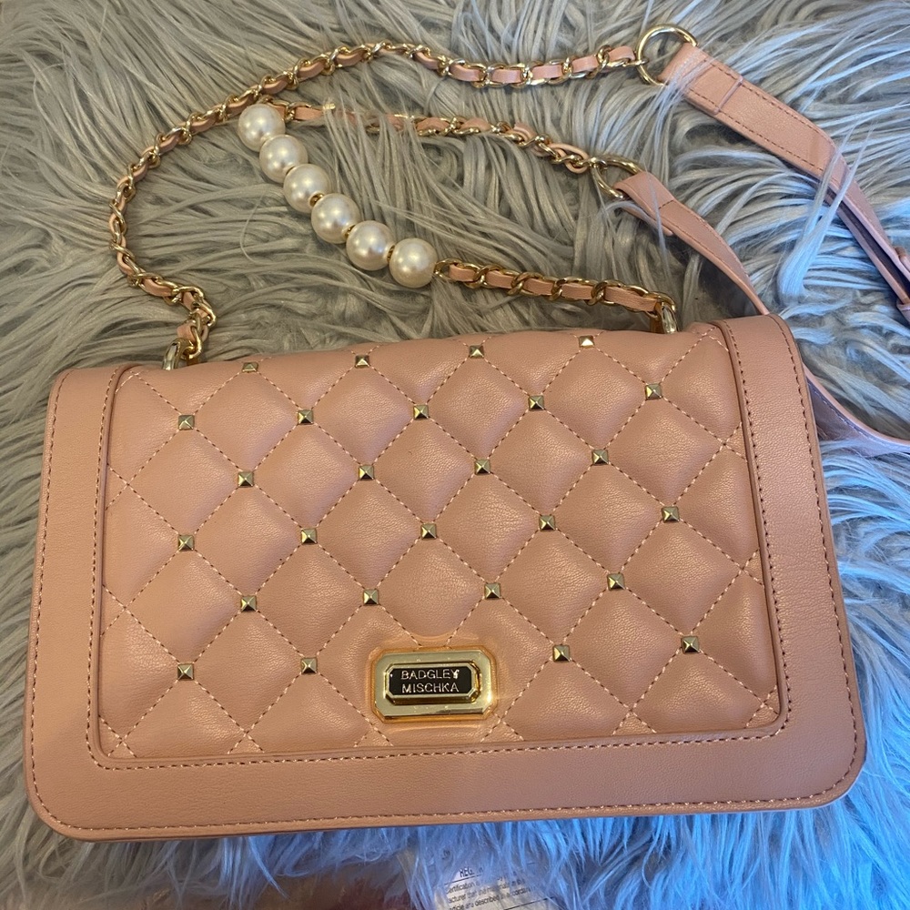 Badgley Mischka Cross body clutch bag